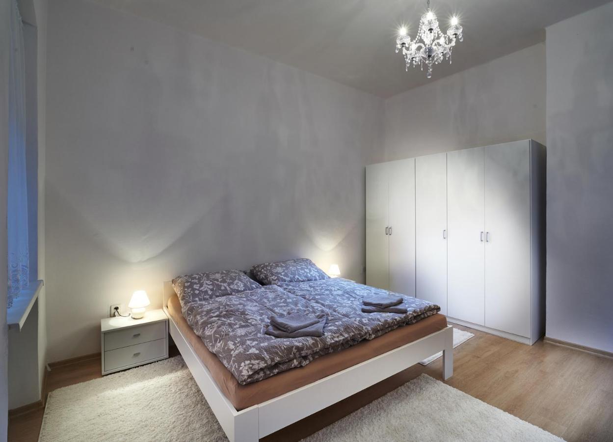Apartman Bb Centrum Banska Bystrica Ngoại thất bức ảnh